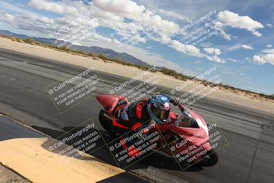 media/Nov-16-2025-Race Pace (Sun) [[8c5fa54630]]/Verified Riders/6-Turn 10 Inside (1145am)/